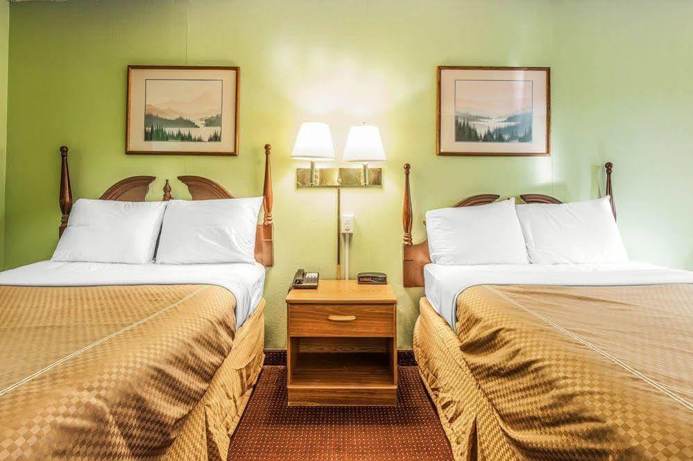 Rodeway Inn Renfro Valley Mount Vernon Exteriér fotografie