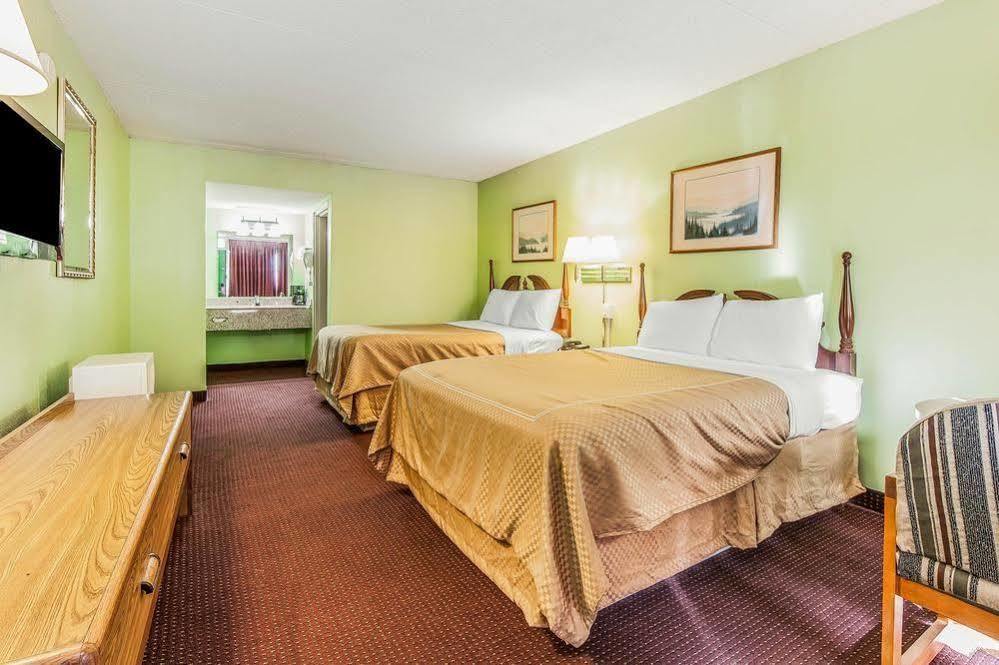 Rodeway Inn Renfro Valley Mount Vernon Exteriér fotografie